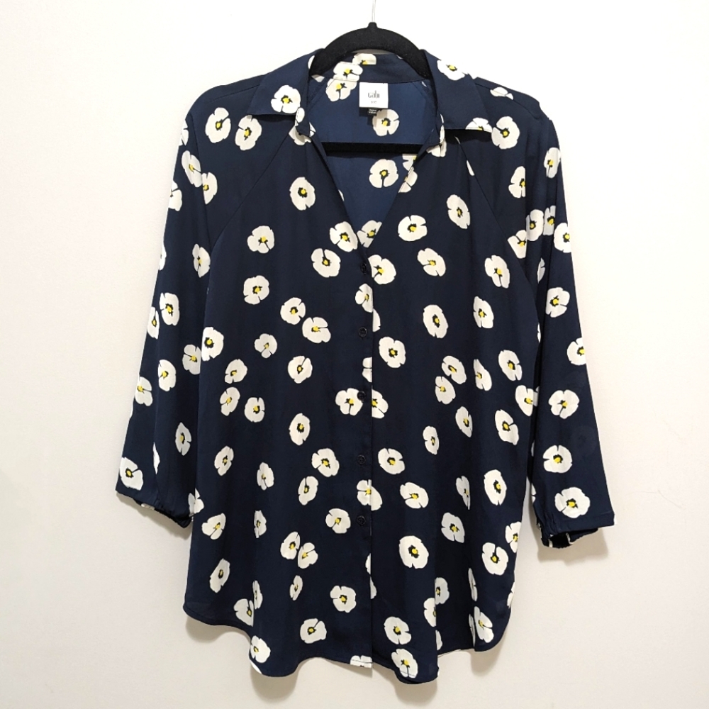Cabi Go-To Button-Up blouse